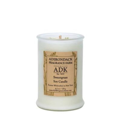 Sweetgrass 蜡烛 4.5 盎司，带 ADK 标签
